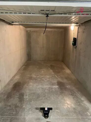Garage fermé – Secteur Grand Trou