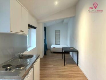 Studio Lyon 2ème place Antonin Poncet