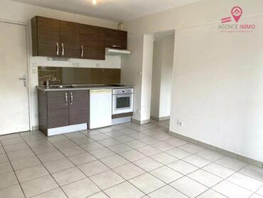 T2 balcon + parking – VIENNE Centre