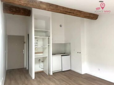 Studio place Antonin Poncet